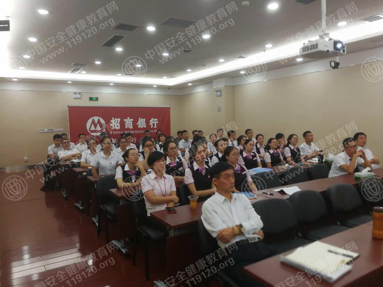 微信图片_20170803150352.jpg