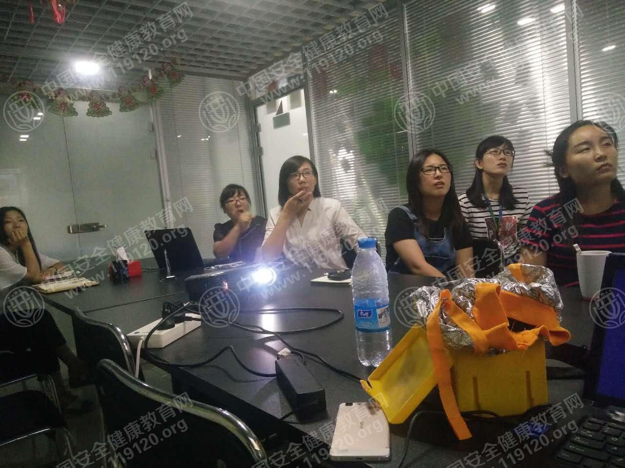 24 王丽伟.jpg