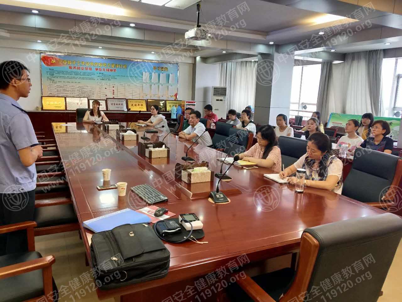 微信图片_20170804143557.jpg