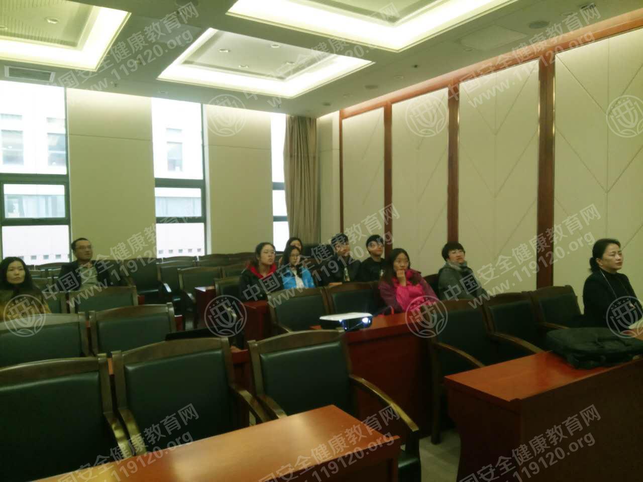59ddcbc3b7eaf0.jpg 48.jpg