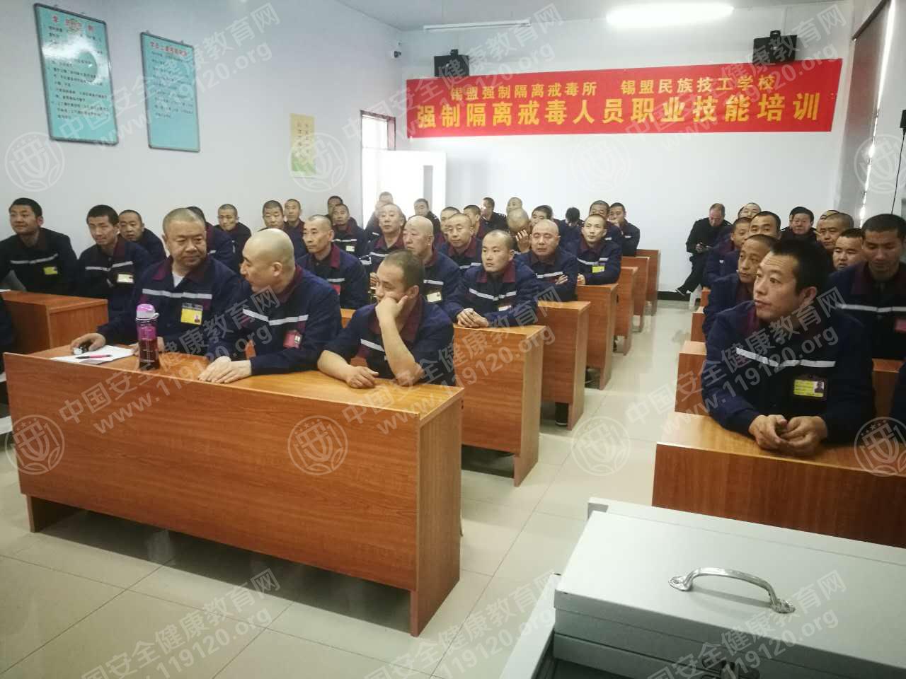 59fc0fafddf4e0.jpg 微信图片_20171103144250.jpg