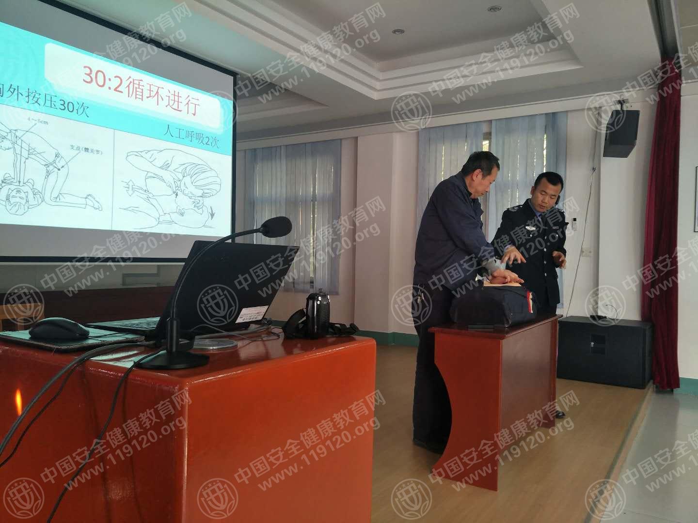 微信图片_20171109162353.jpg