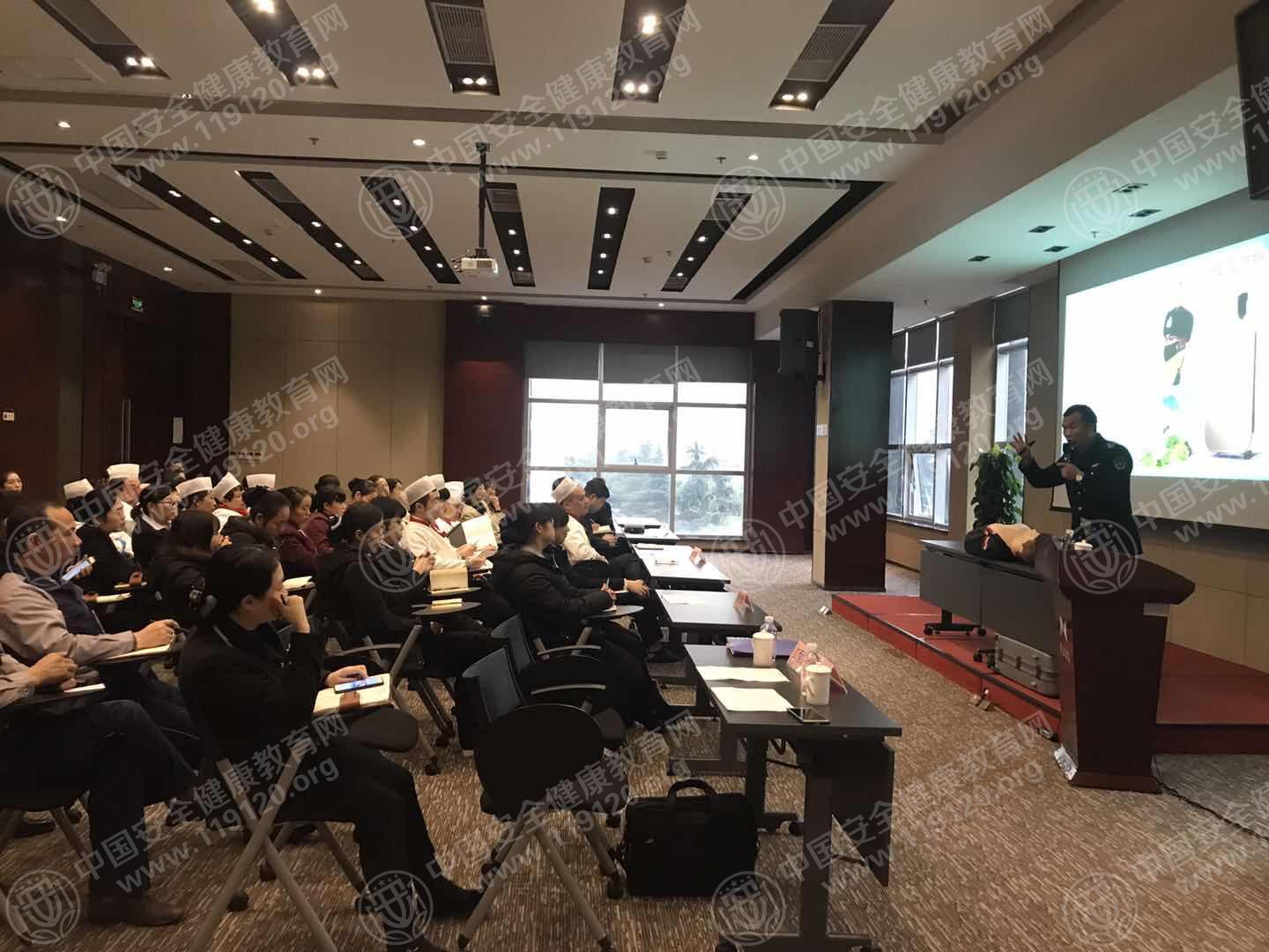微信图片_20171114165718.jpg