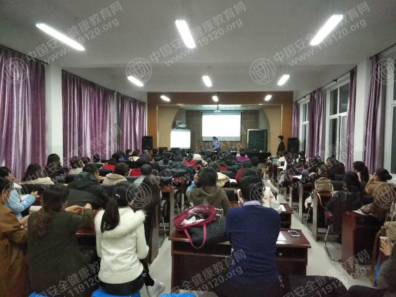 微信图片_20171116140501.jpg