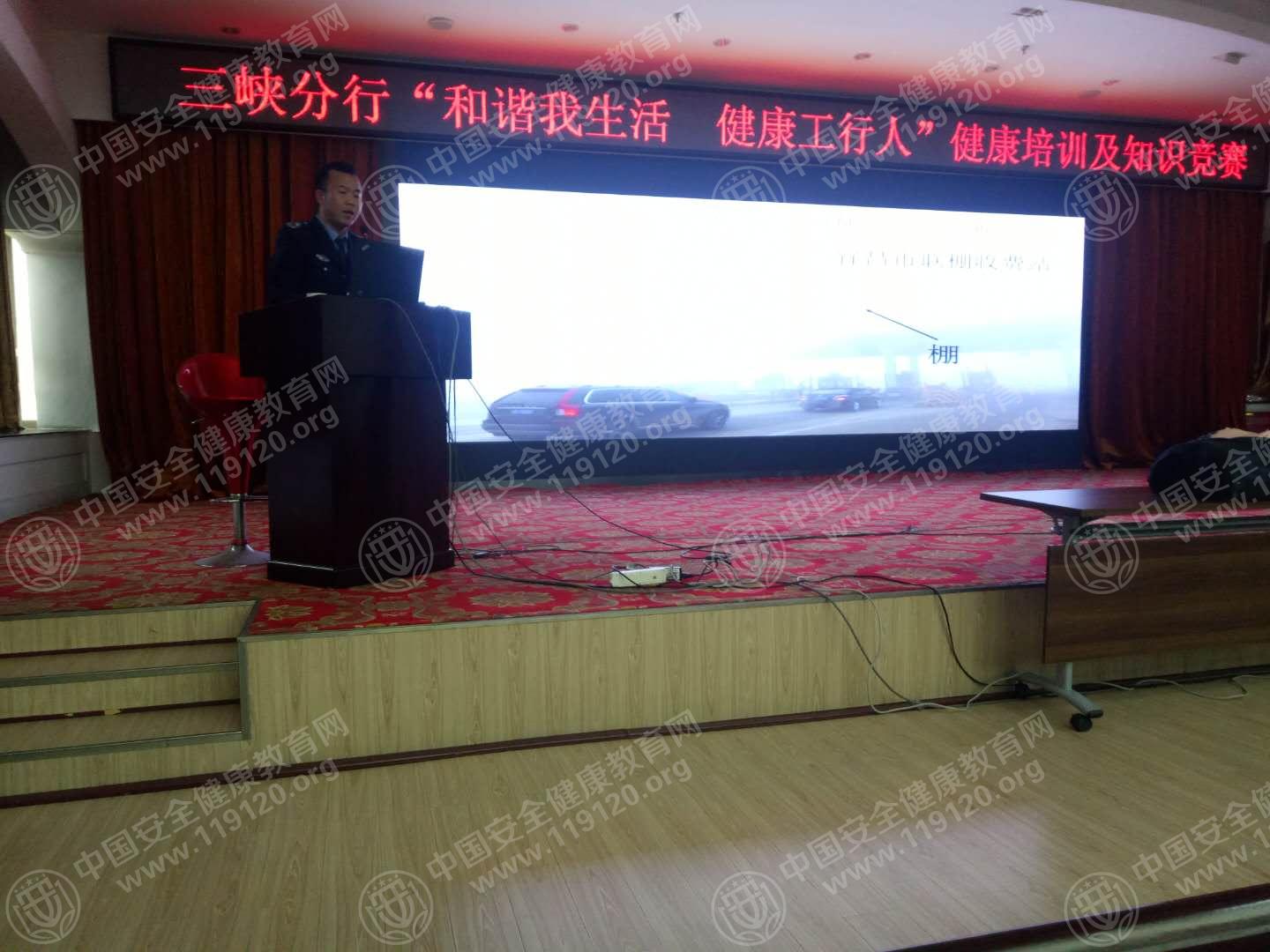 微信图片_20171115171417.jpg