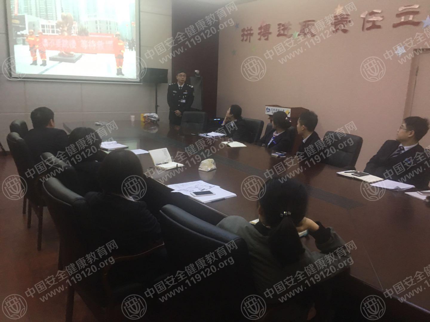微信图片_2017111410393612.jpg
