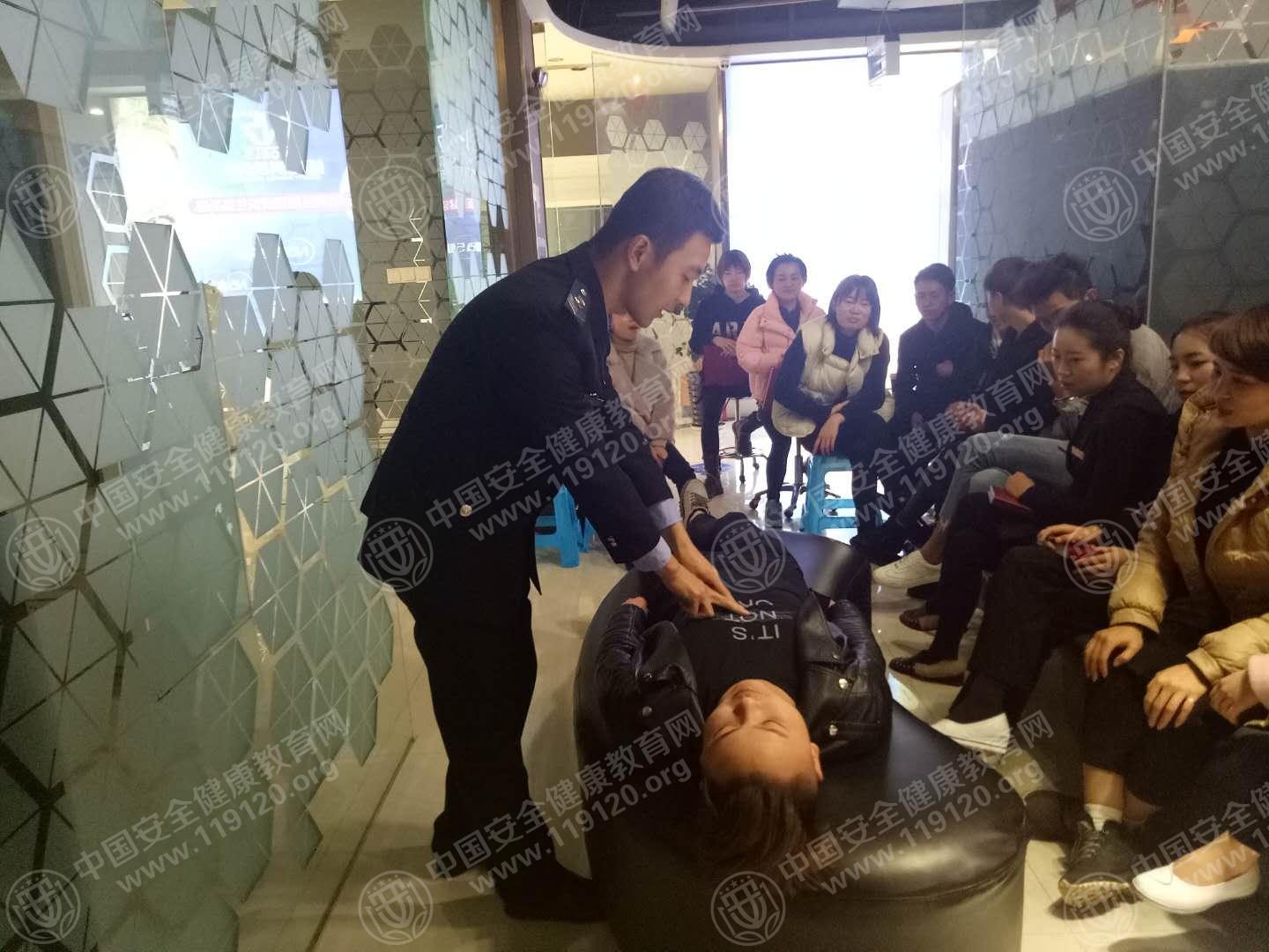 昆明市名之城美发（财富店）12.11郭磊2.jpg