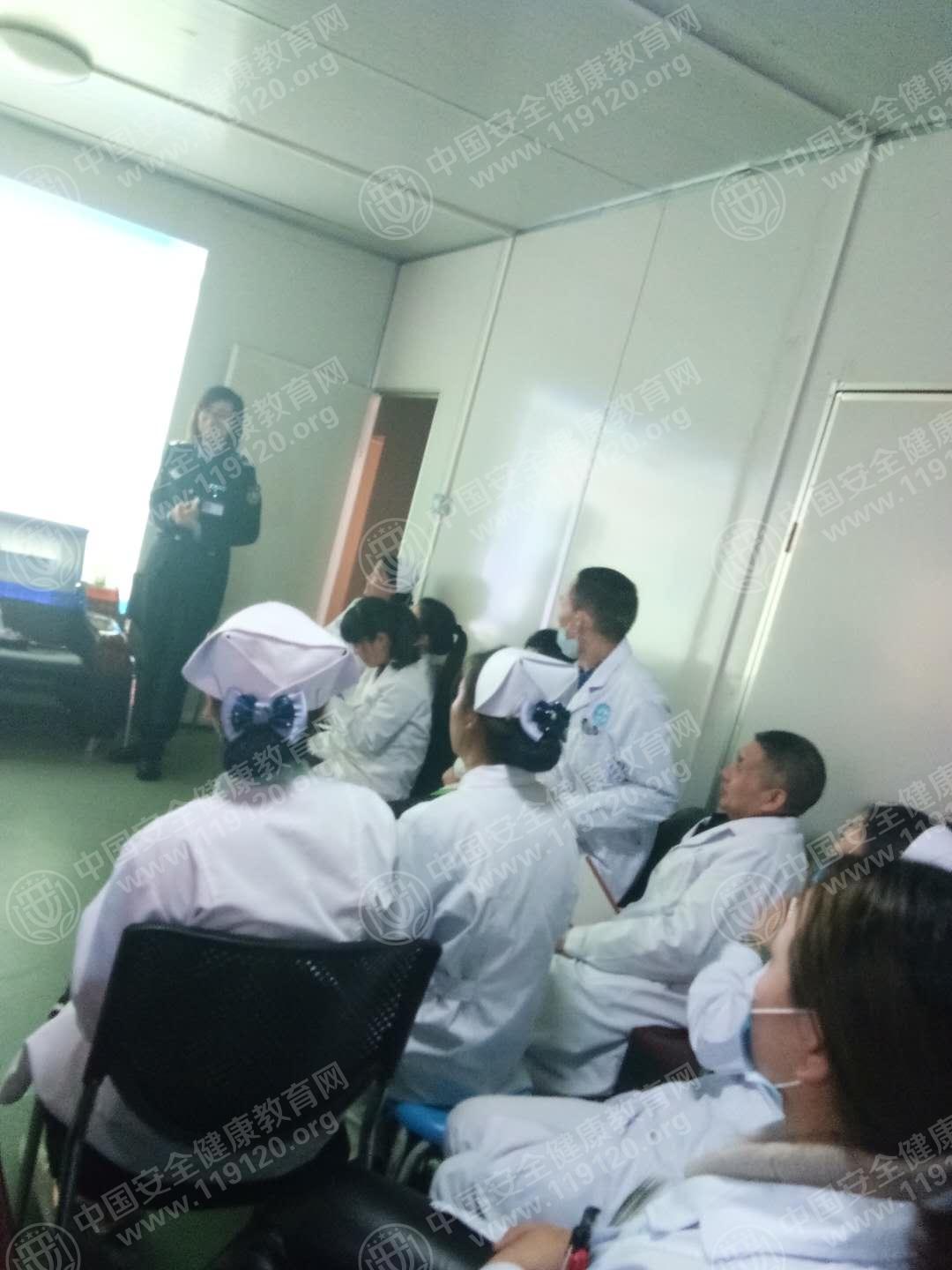 昆明华希妇科医院12.121.jpg