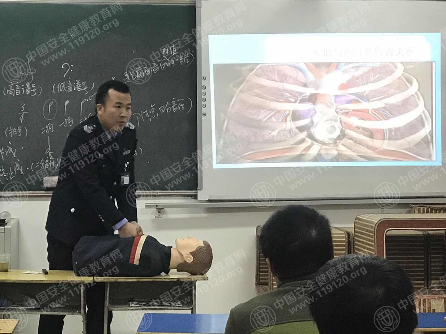 微信图片_20171212162259.jpg