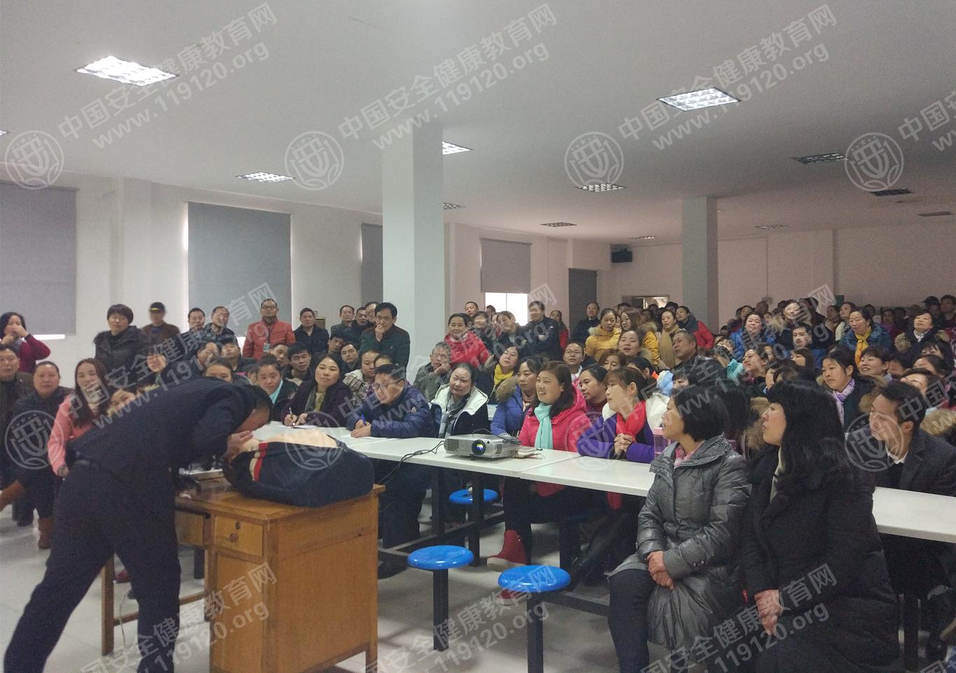 微信图片_20171214134943_副本.jpg