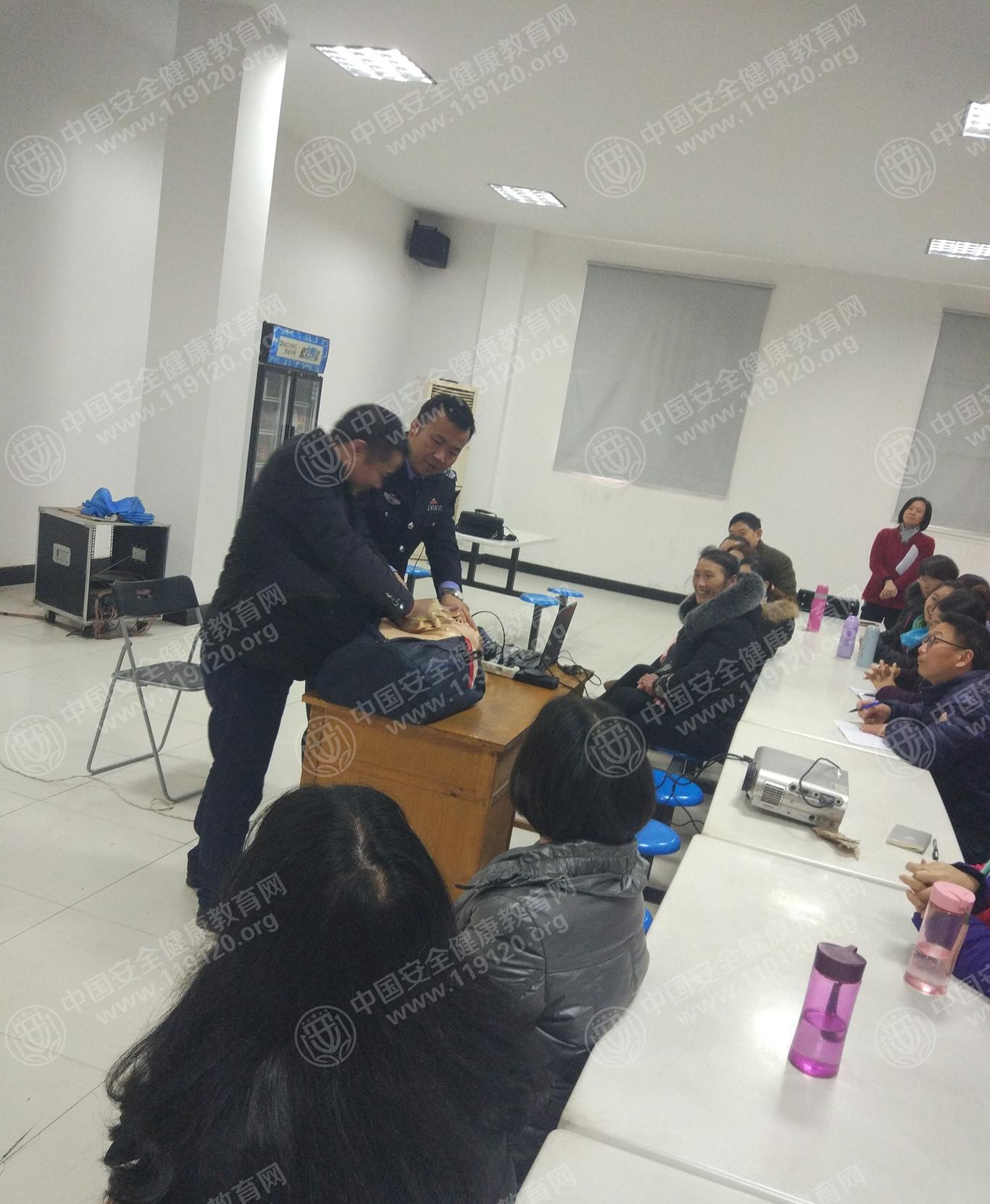 微信图片_20171214134955_副本.jpg