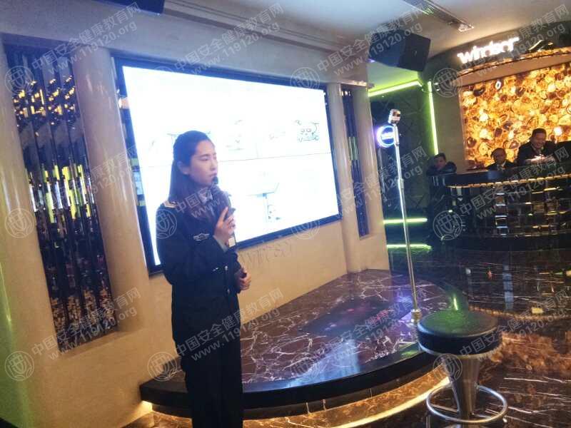 昆明市温莎KTV滨江俊发广场12.14杨晶晶1.jpg