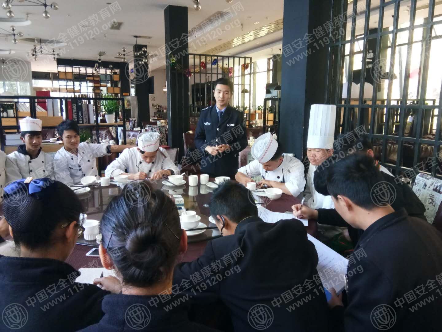 昆明市活客匠人餐厅12.15郭磊1.jpg