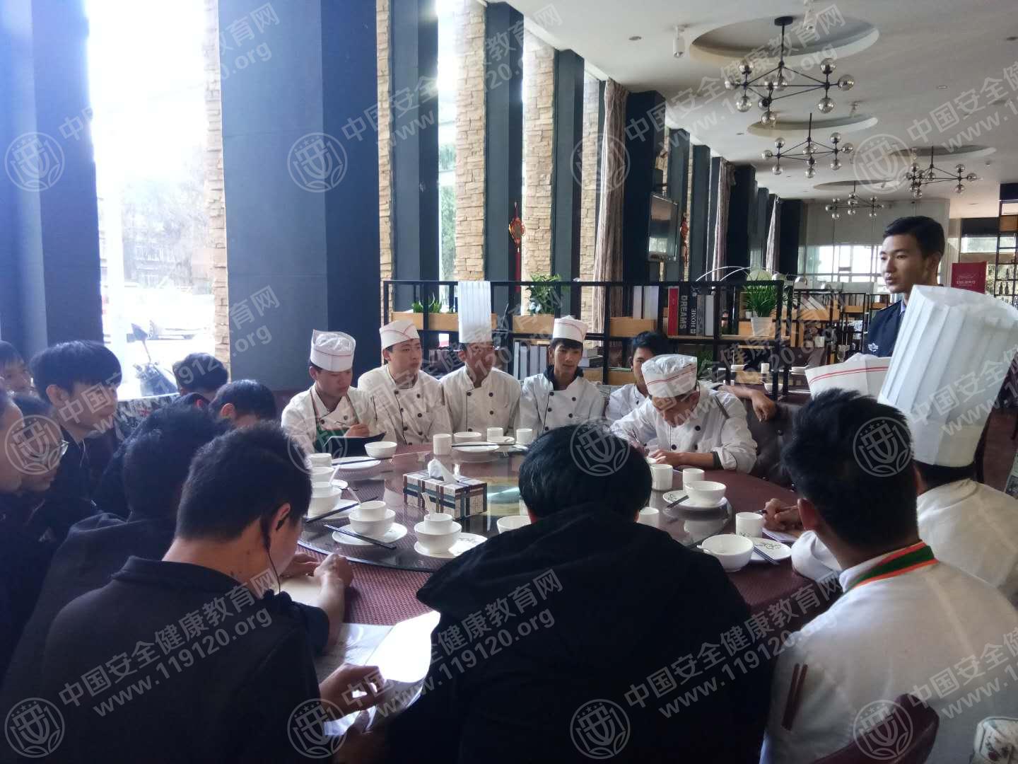 昆明市活客匠人餐厅12.15郭磊2.jpg