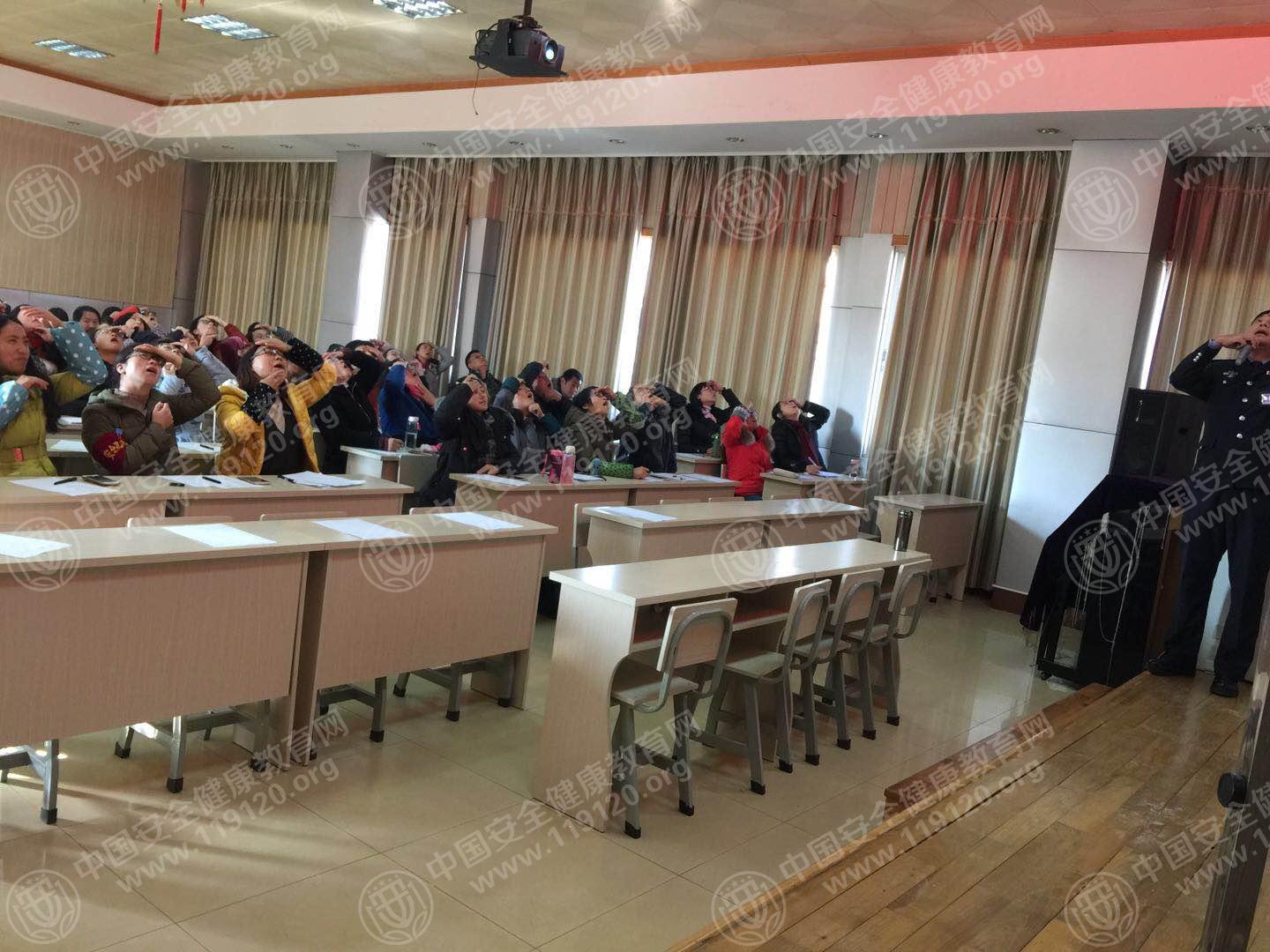 昆明市关上第二小学12.19武宏宇3.jpg