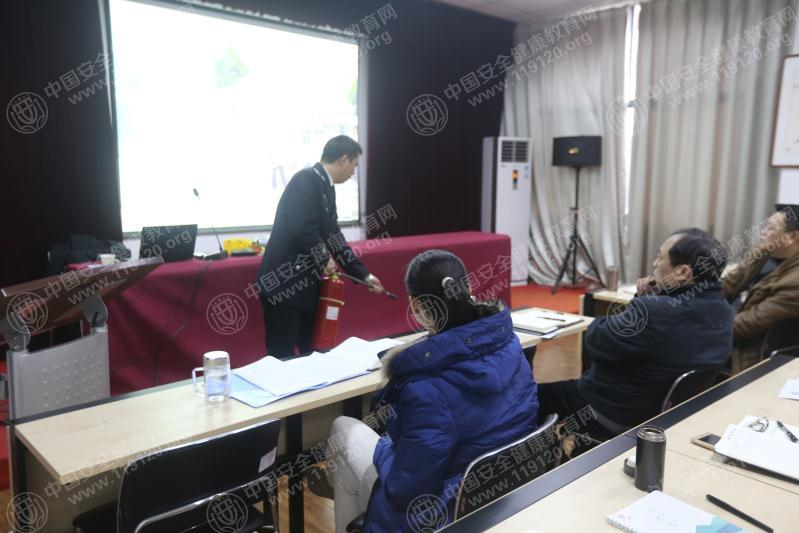 微信图片_20171220110416.jpg