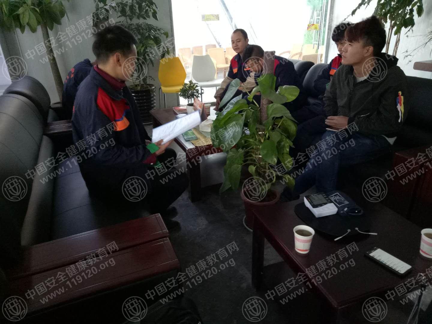 昆明市盈投汽车服务有限公司12.25杨晶晶3.jpg