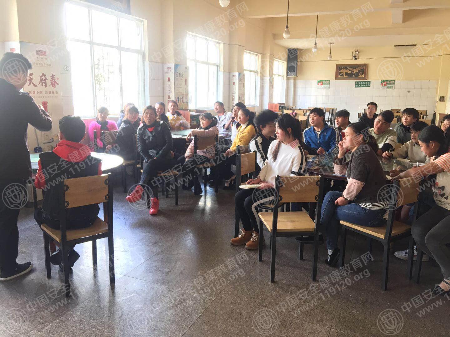 昆明市清真红牛园大花桥餐厅12.25李明华3.jpg
