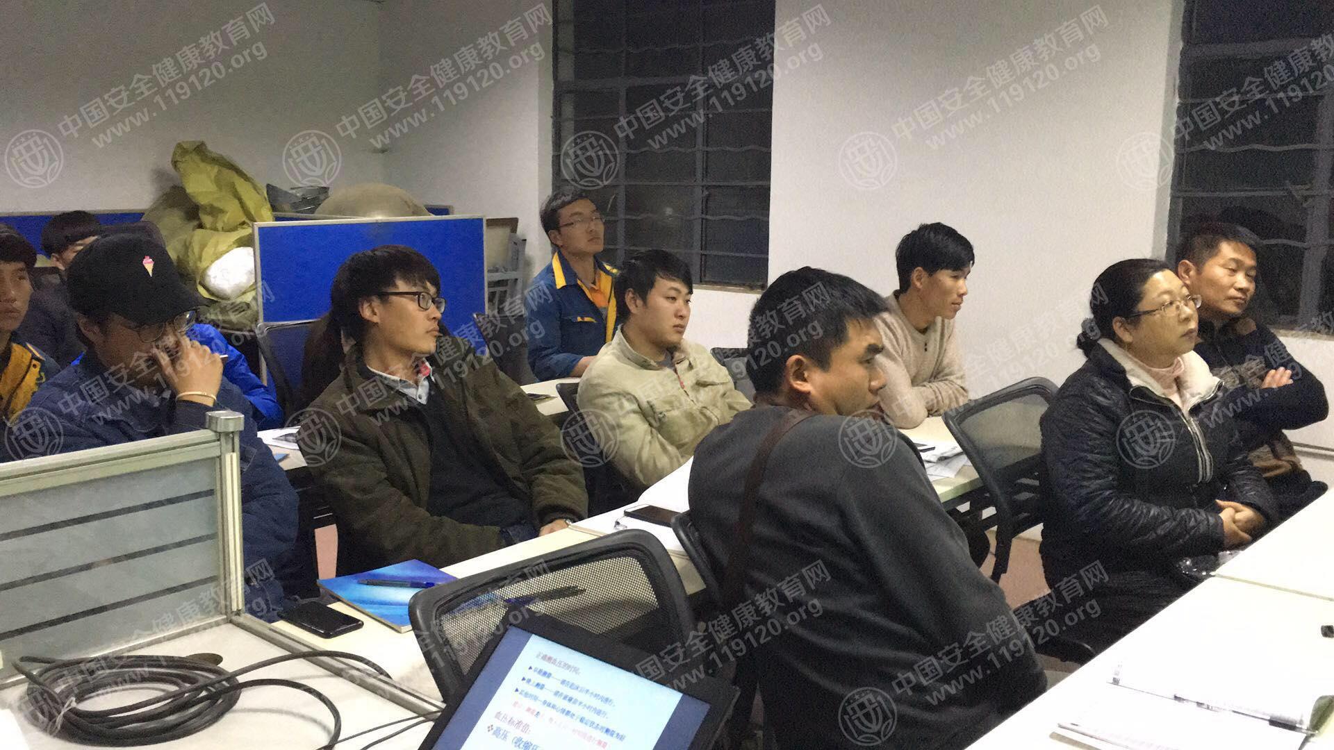 昆明市明键汽车有限公司12.253.jpg