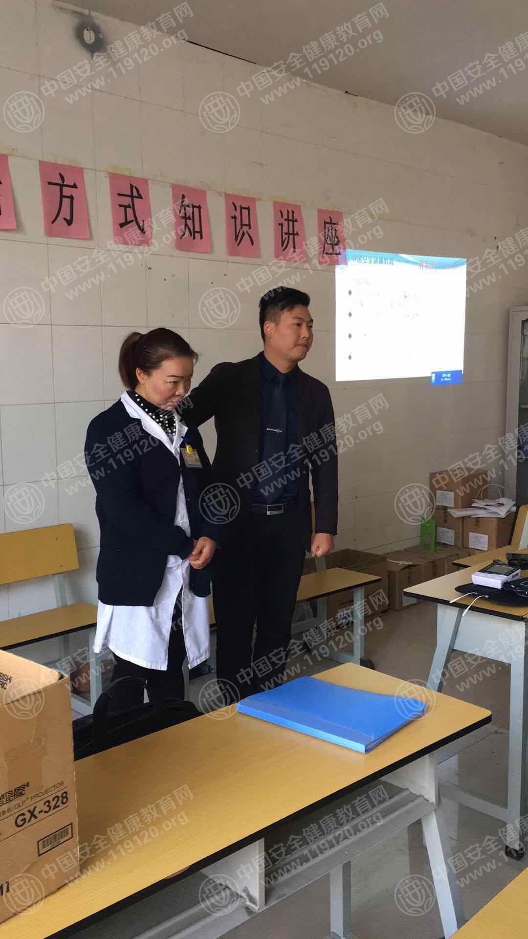 昆明市世纪城社区服务中心12.26李明华2.jpg
