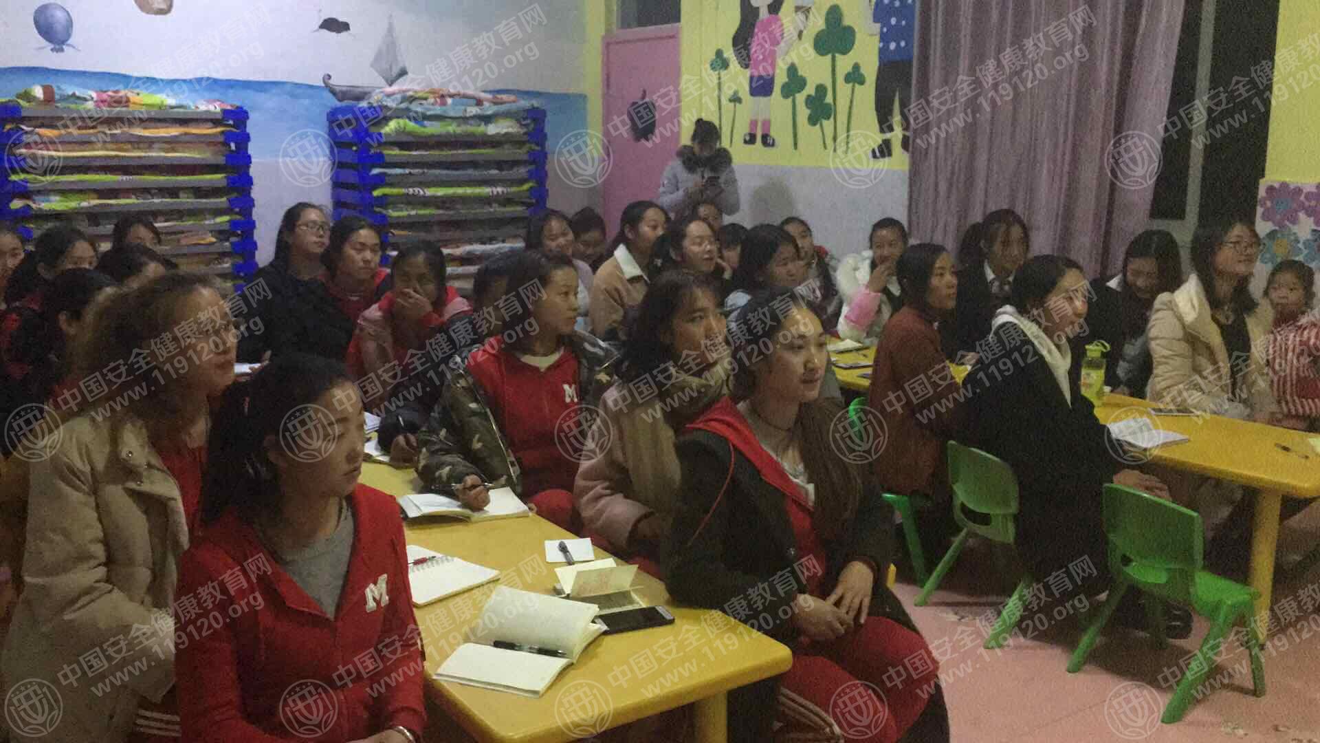昆明市红领巾幼儿园12.26李明华2.jpg