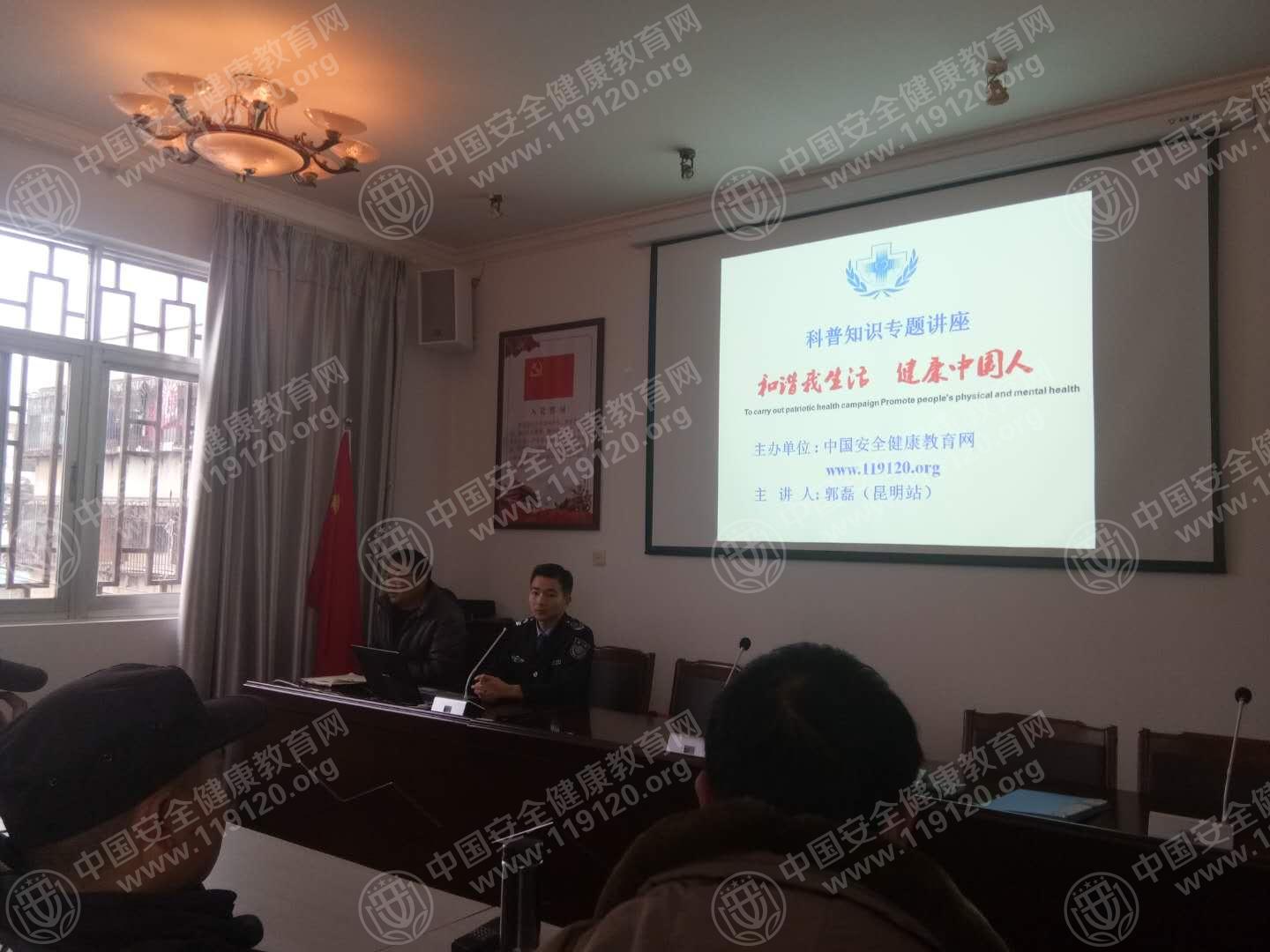 昆明市大观楼公园12.27郭磊1.jpg