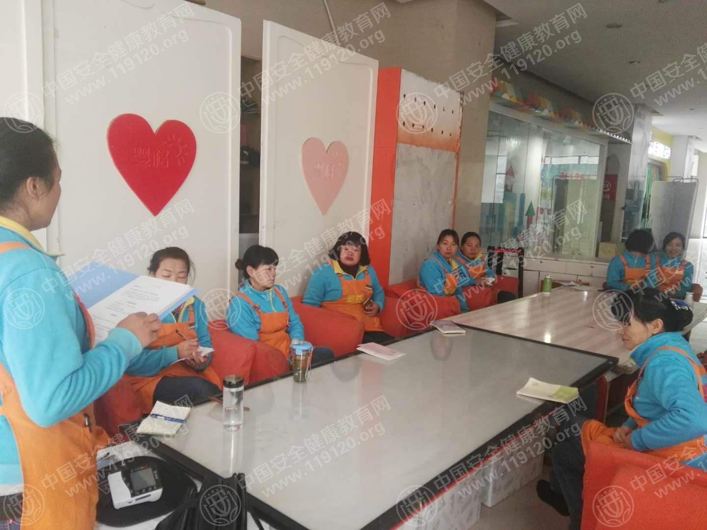 昆明市婴格母婴体验店12.27蒋雪琴.jpg