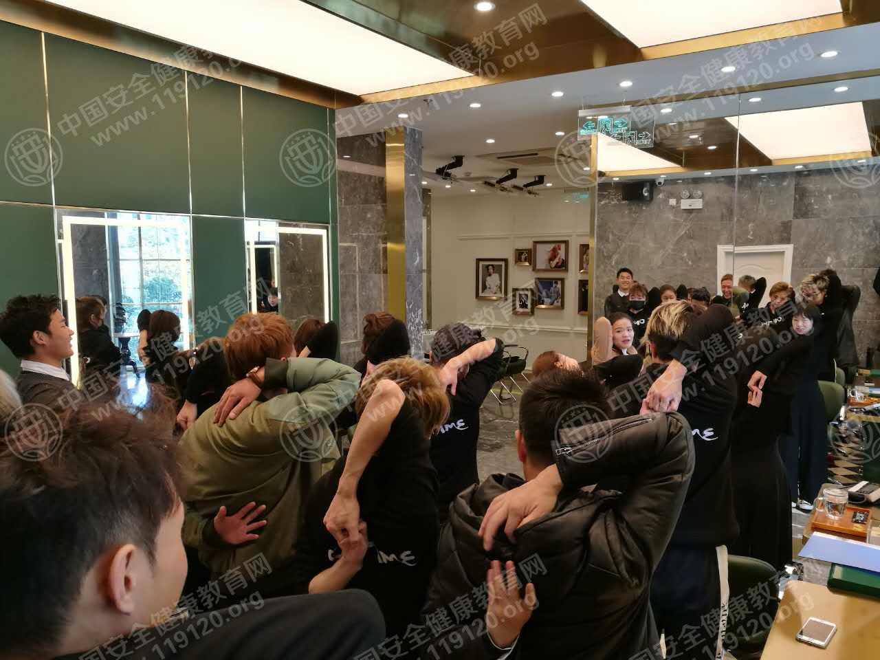 昆明市ONTIME发型工作室12.28武文林3.jpg