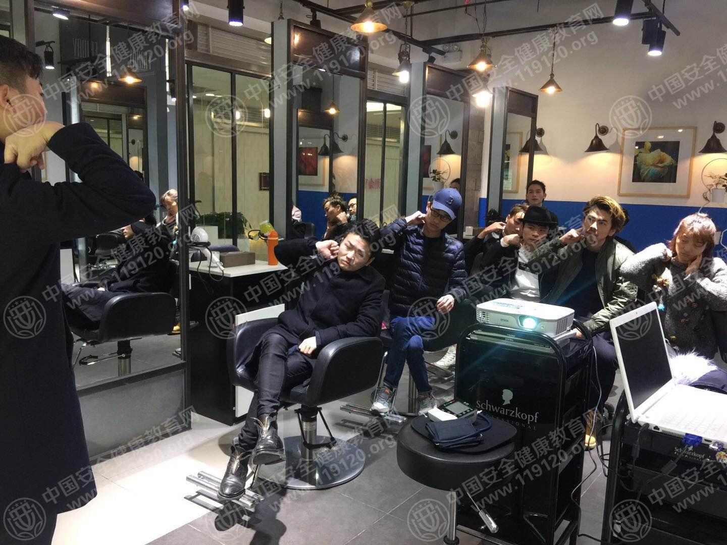 昆明市（星期五）专业发型沙龙 欣都龙城店12.29李明华3.jpg