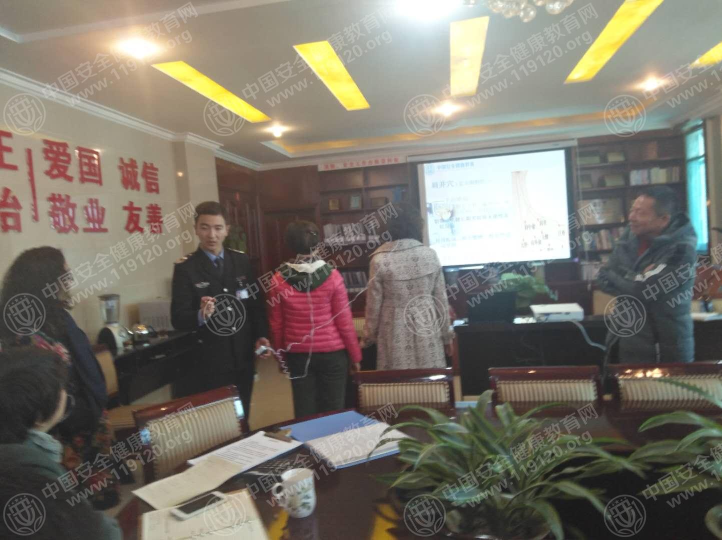 昆明市盘龙区青少年活动中心1.5郭磊2.jpg