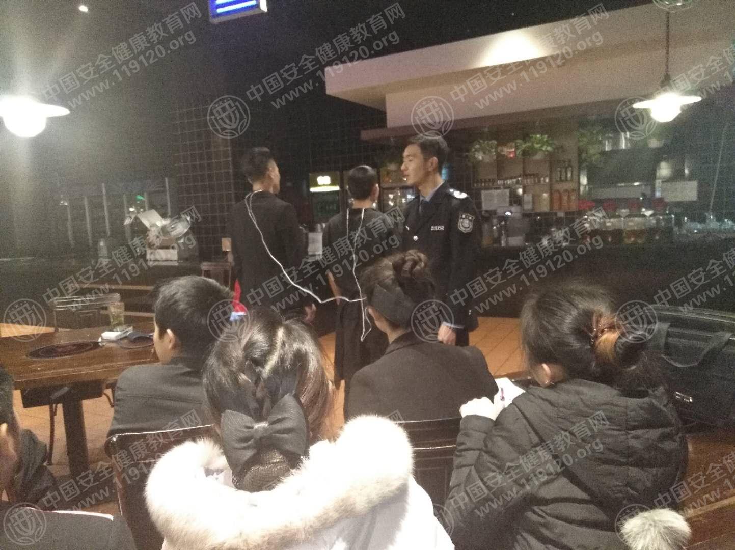 昆明市嫡炉火锅店（南亚店）1.5郭磊3.jpg