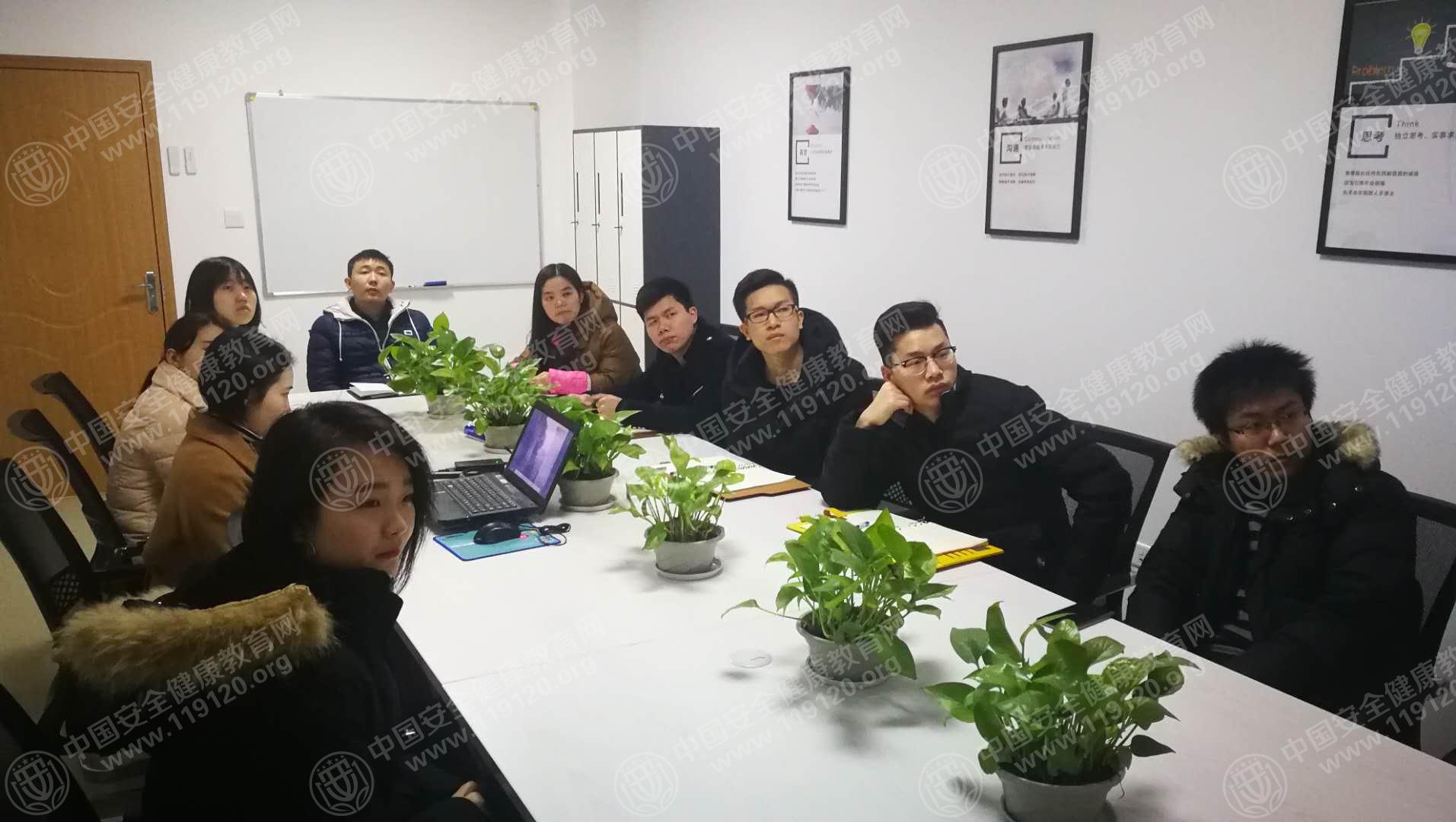 20180108良师在线熊灵专.jpg