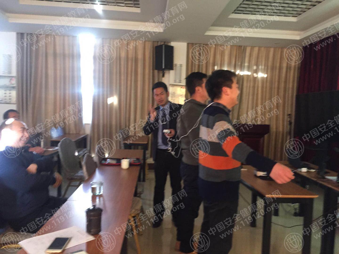 昆明市云南省环境监测站1.19张金名3.jpg
