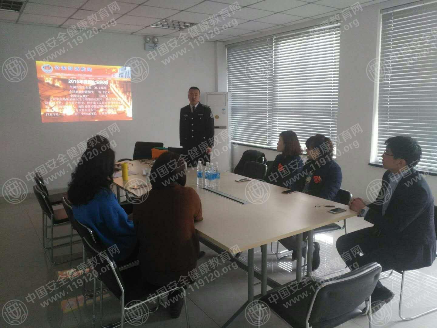 微信图片_20180129115916.jpg