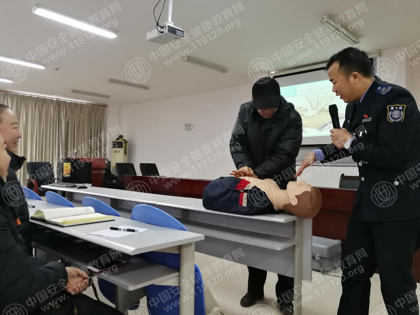 微信图片_20180130140549_副本.jpg