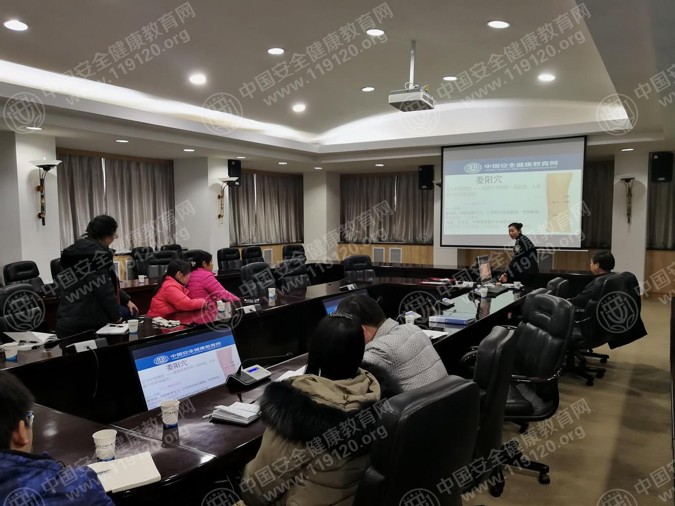 微信图片_20180126165807_副本.jpg
