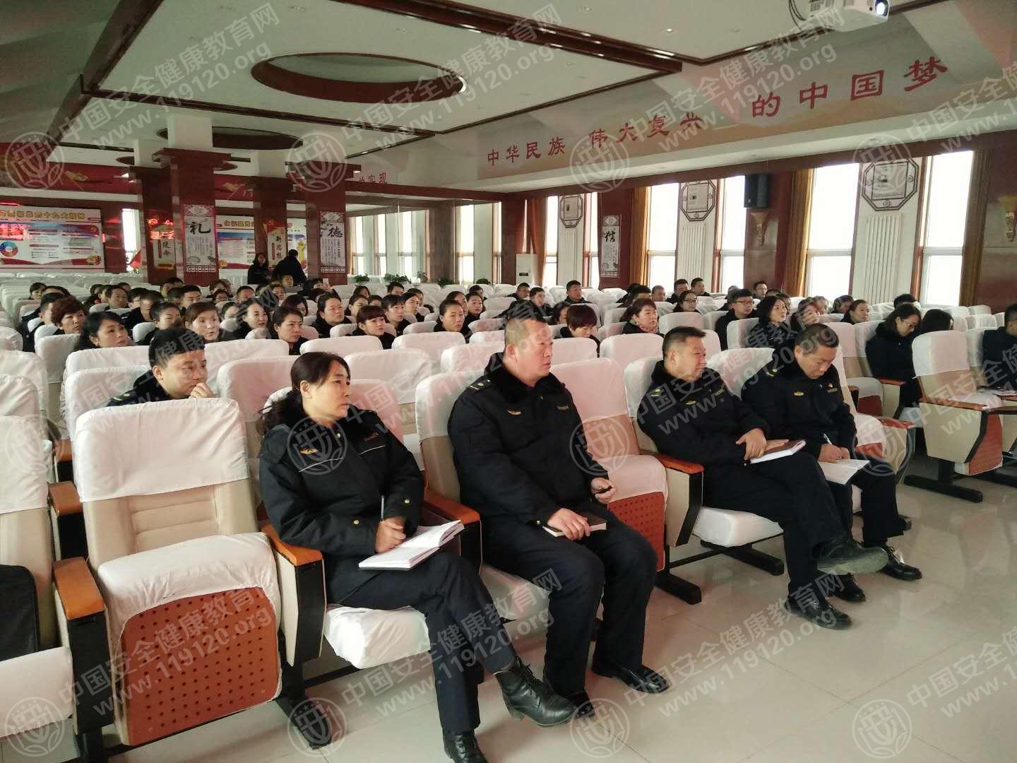 5a7d3ab8af9cc0.jpg 微信图片_20180209140244.jpg
