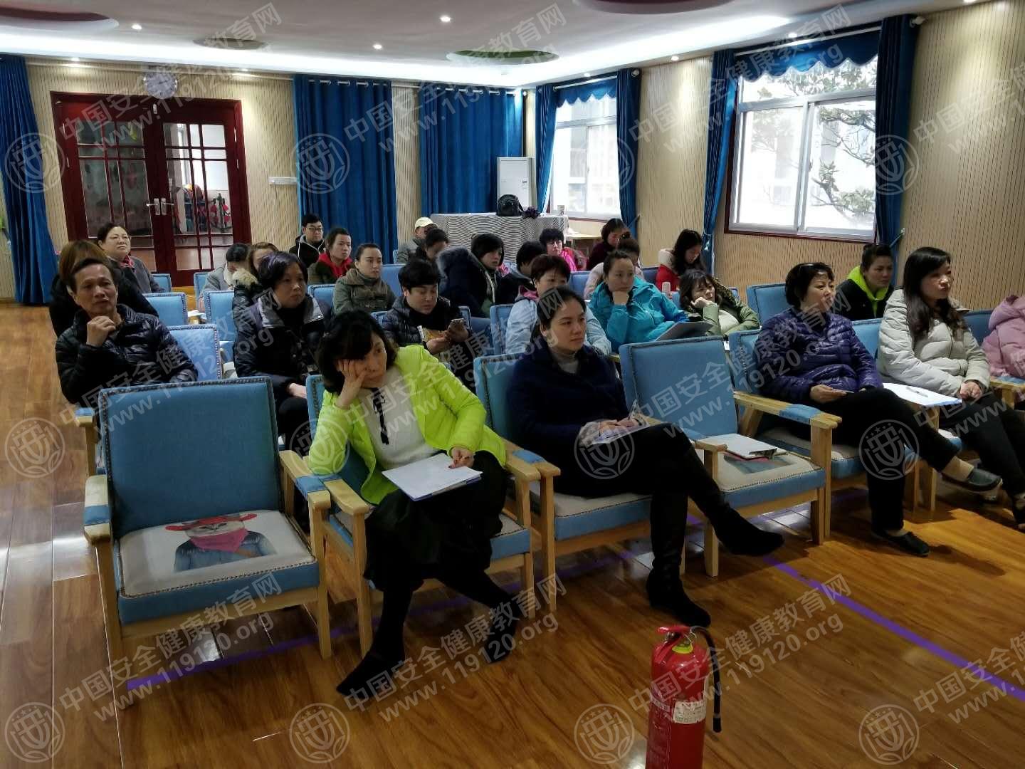 20180306武汉理工大学余家头幼儿园万勇.jpg