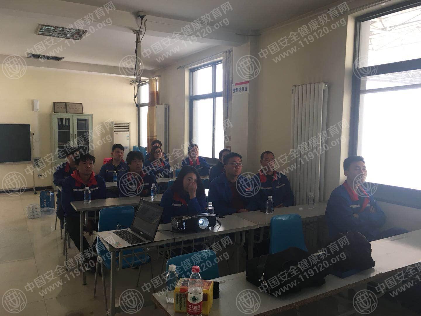 廊坊中石化开展的消防培训