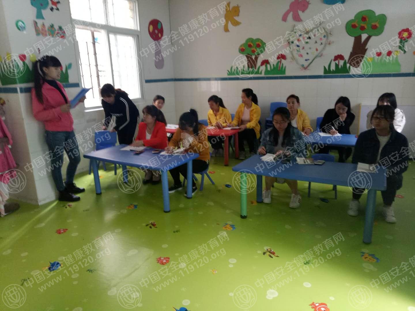 昆明市西山区米奇幼儿园4.16张俊佳2.jpg