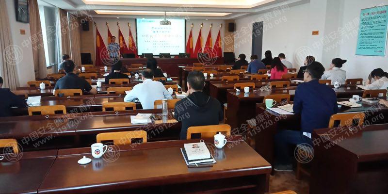 5ae041b4bdb590.jpg 微信图片_20180425165312.jpg