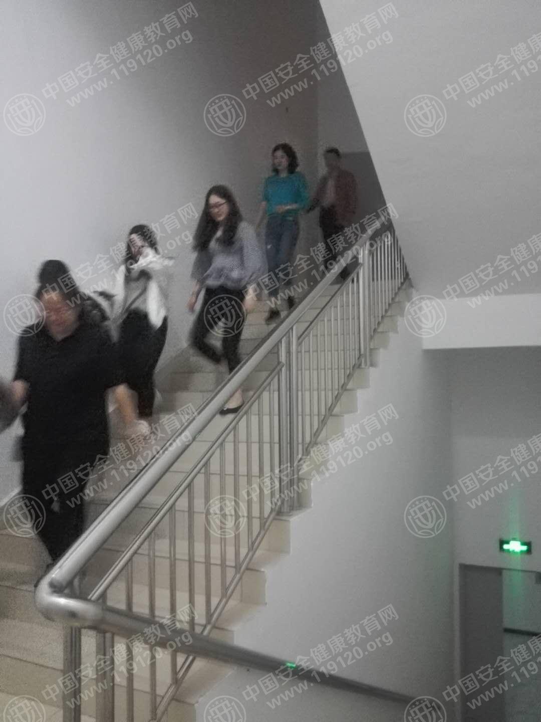 微信图片_20180428175831.jpg