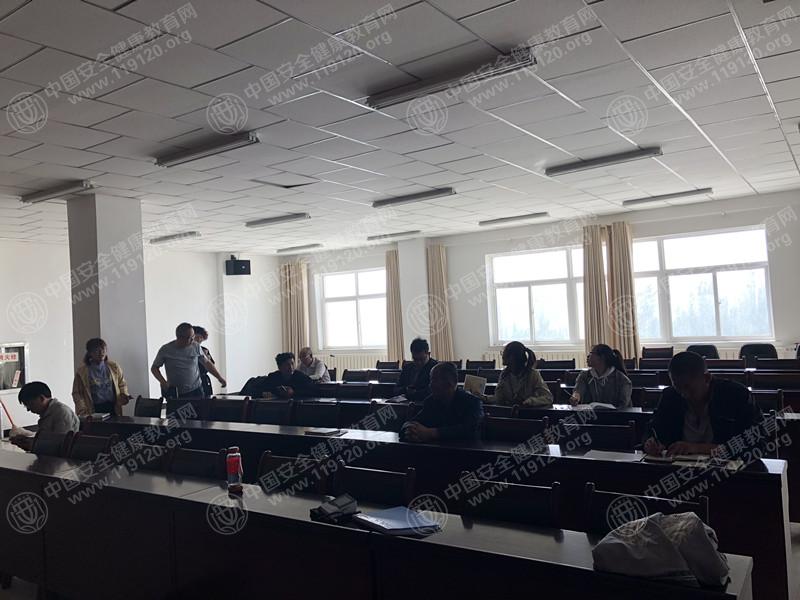 微信图片_20180516210035_副本.jpg
