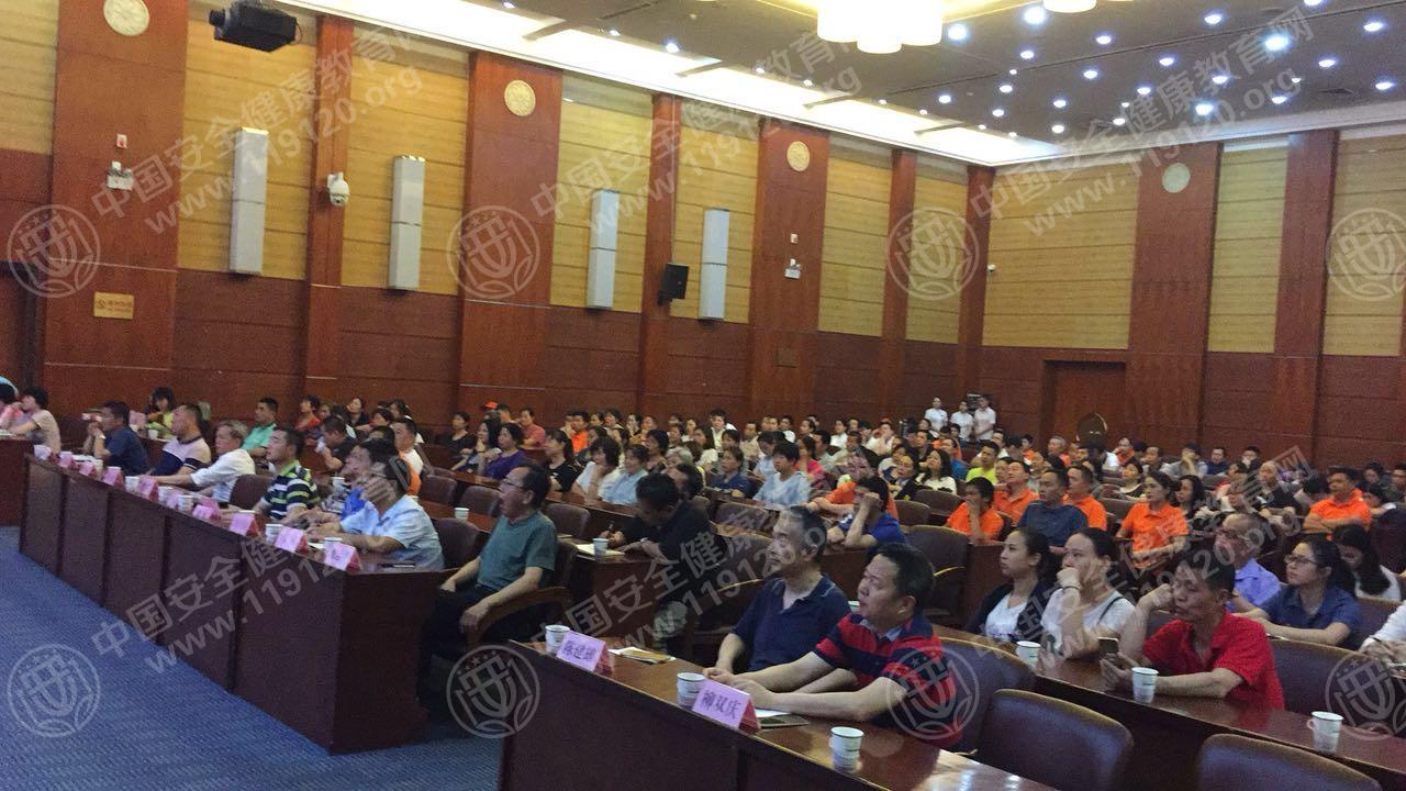 20180522华中农业大学后勤集团熊灵专2.jpg