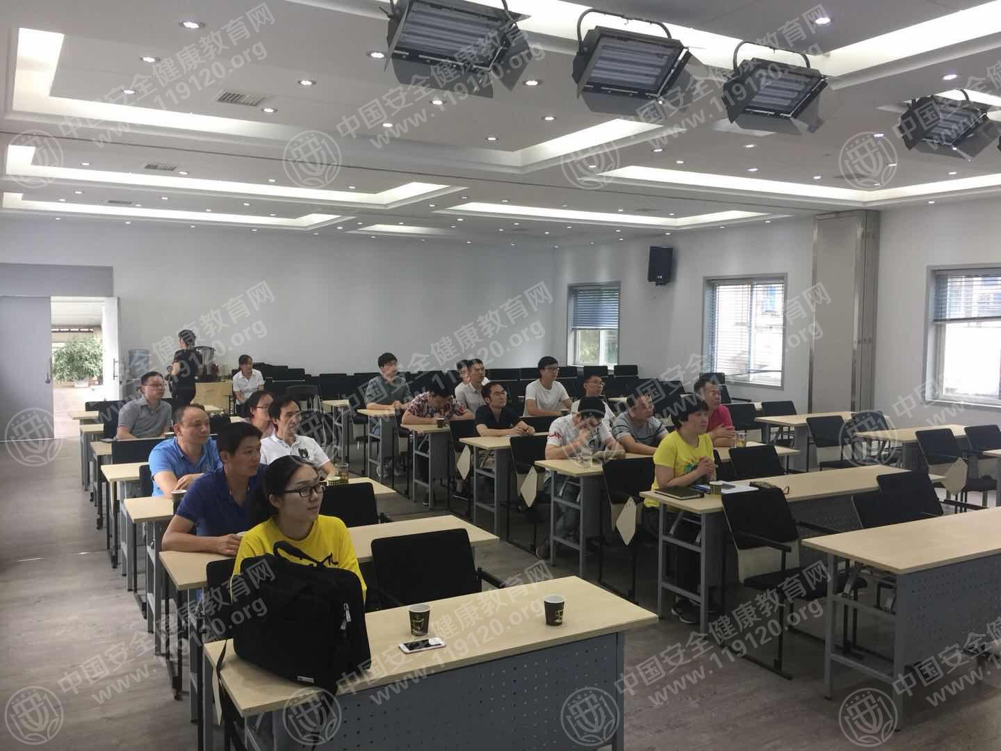 微信图片_20180530091856.jpg