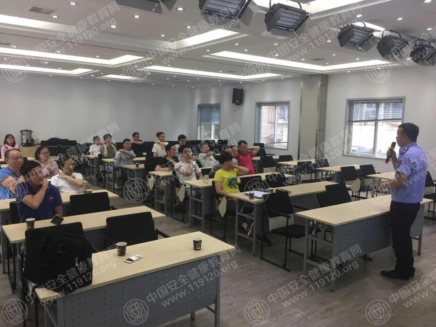 微信图片_20180530091859.jpg