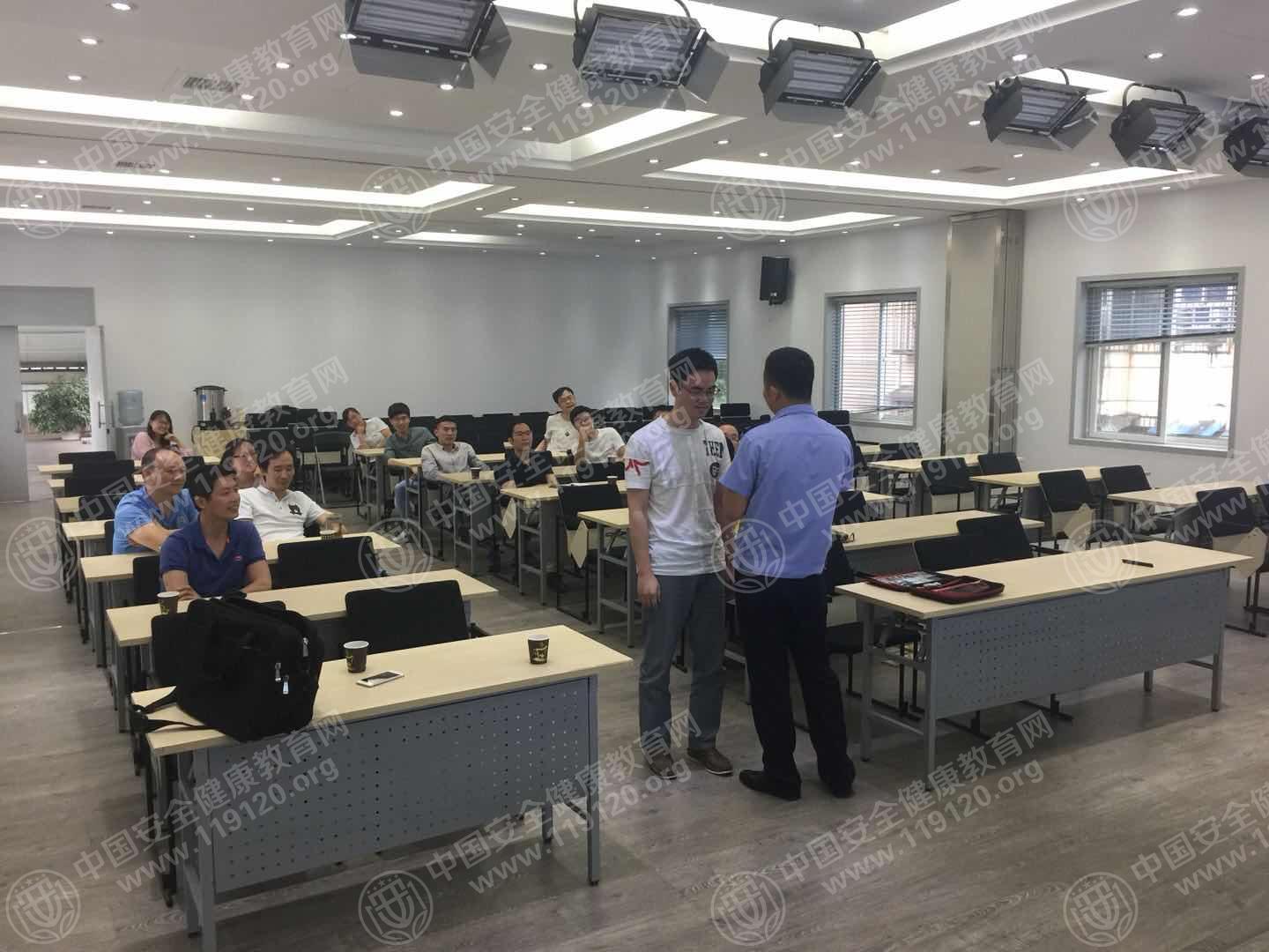 微信图片_20180530091909.jpg