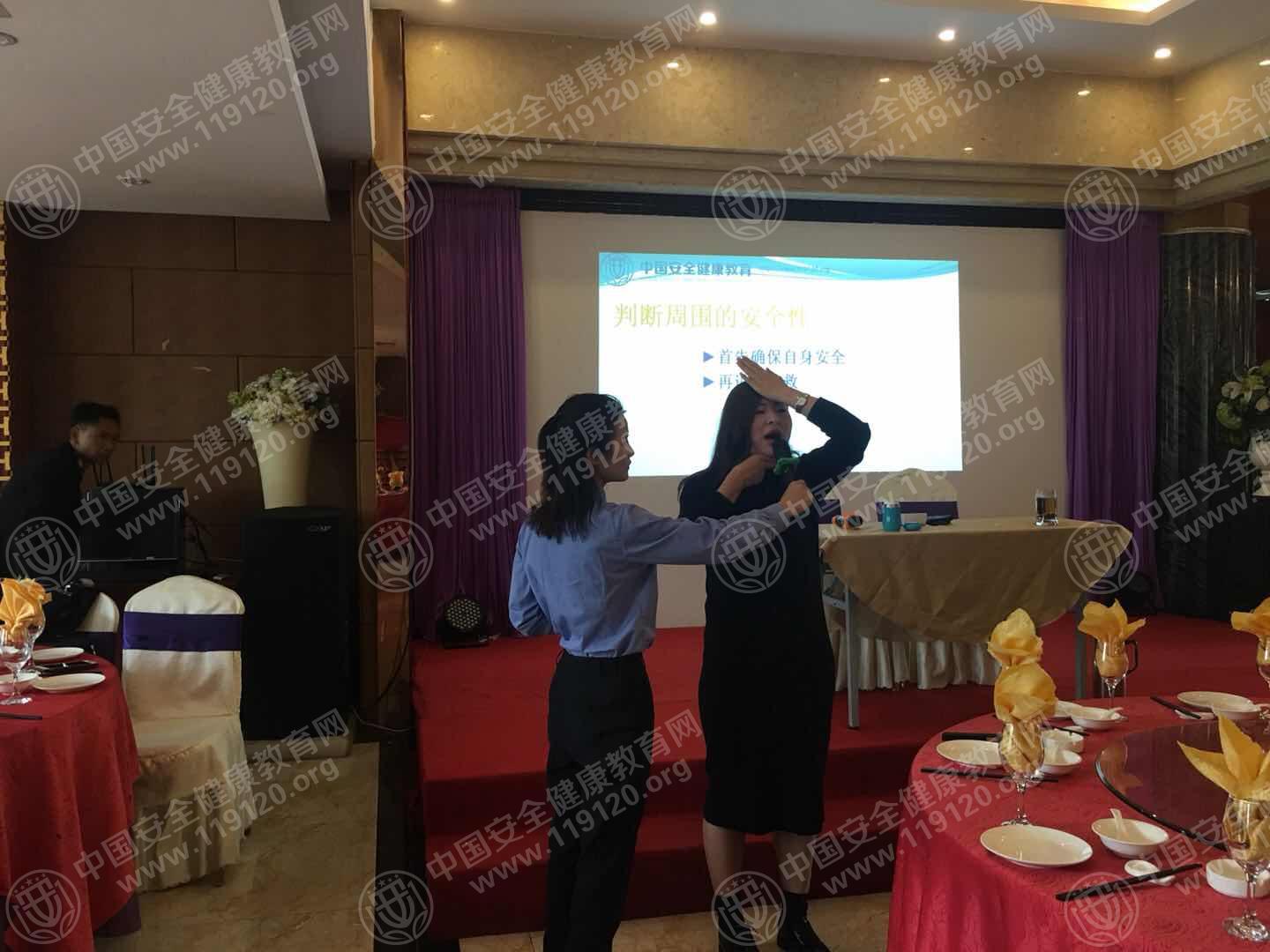 昆明市云南印象主题餐厅6.9武文林2.jpg