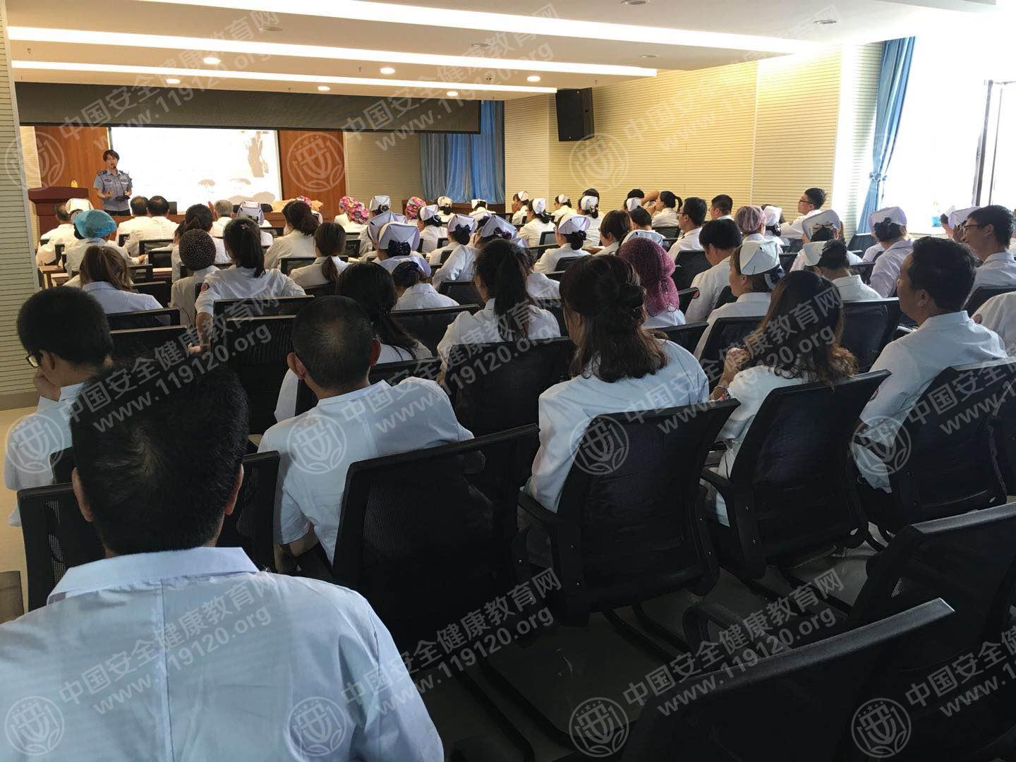 5b2272da732600.jpg 微信图片_20180614214432.jpg