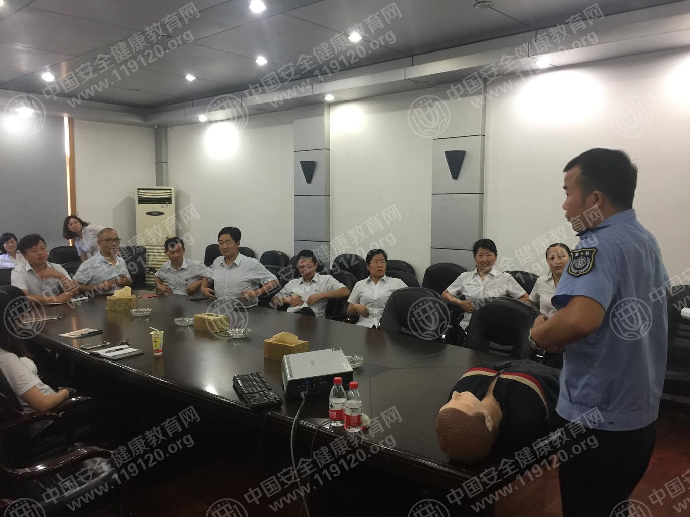 微信图片_20180628143532_副本.jpg